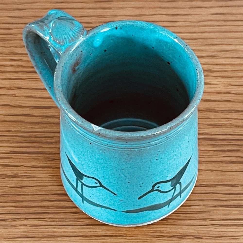 Vintage Sanibel Art Pottery Hand Painted Sandpiper made in the USA 4” H, 3.5” W - Picture 3 of 15